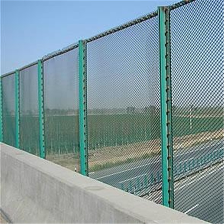 橋梁防拋網(wǎng)案例展示圖片4 橋梁防拋網(wǎng)案例展示圖片4